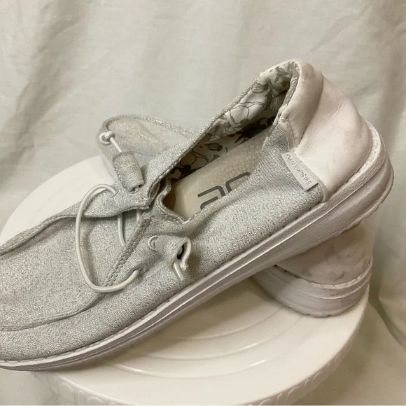 Hey Dude Shoes Womens 7 Wendy Stretch Sparkling White Mocs Laced - Picture 7 of 11